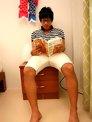 Asian Twinks in Boykakke on the Anime Nerd