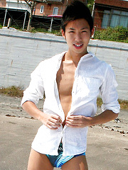 Sexy boy from Tokyo Leo Oda