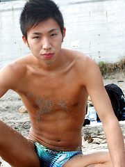 Sexy boy from Tokyo Leo Oda
