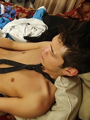 Gorgeous Matt Steele eating his own cum after masturbating.