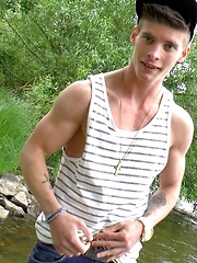 Alexander Dorch Public Handjob Part 1