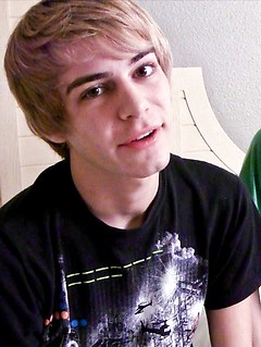 teen gay boy model Kyle Ross